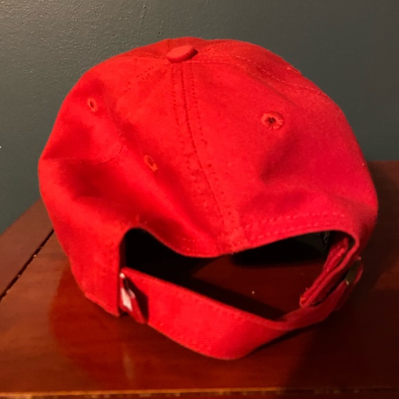 Wisconsin Badgers Adjustable Hat - Picture 3 of 4